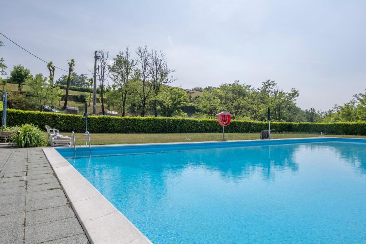 L&M Apartments - Pool - By Host4U Muscoline Exterior photo